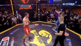 Лидер «Лев Против» дал бой Тарасову. Много пропустил, упал в нокдаун, но все равно лез в рубку