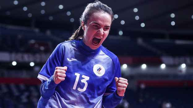 Анна Вяхирева. Фото Дарья Исаева, «СЭ» / Canon EOS-1D X Mark II Анна Вяхирева. Фото Дарья Исаева, «СЭ» / Canon EOS-1D X Mark II