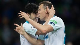 У Дзюбы истекает контракт, Азмун уходит. Что будет с нападением «Зенита»?