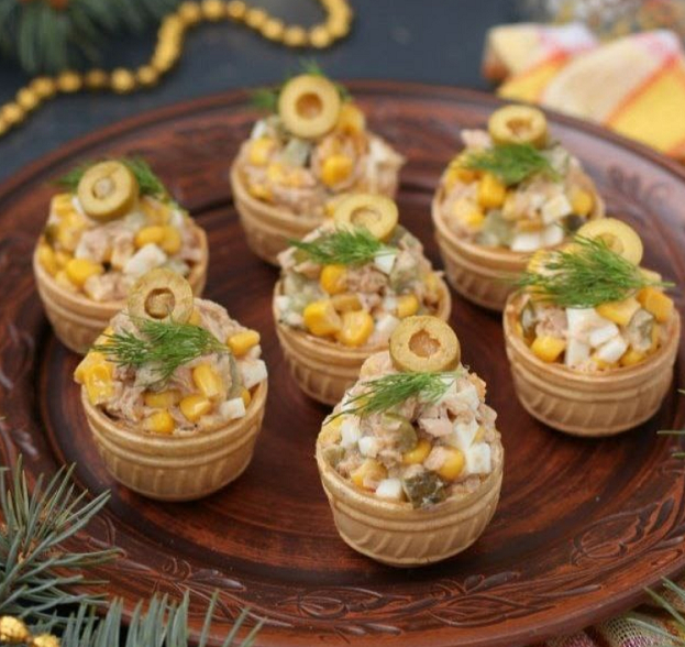 Лучшие закуски для компании на Новый год. Фото iamcook.ru Лучшие закуски для компании на Новый год. Фото iamcook.ru