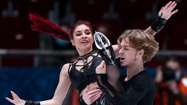 Диана Дэвис и Глеб Смолкин. Фото Дарья Исаева, «СЭ» / Canon EOS-1D X Mark II Диана Дэвис и Глеб Смолкин. Фото Дарья Исаева, «СЭ» / Canon EOS-1D X Mark II