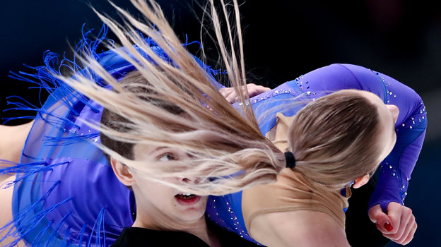 Арина Ушакова и Максим Некрасов. Фото Дарья Исаева, «СЭ» / Canon EOS-1D X Mark II Арина Ушакова и Максим Некрасов. Фото Дарья Исаева, «СЭ» / Canon EOS-1D X Mark II