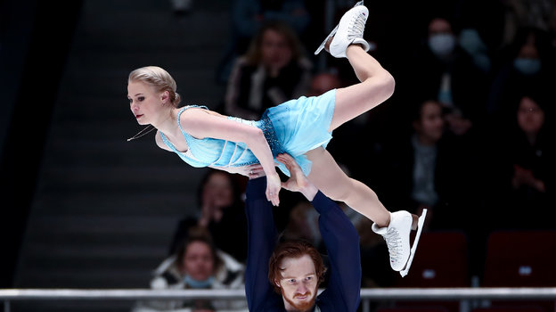 Евгения Тарасова и Владимир Морозов. Фото Дарья Исаева, «СЭ» / Canon EOS-1D X Mark II Евгения Тарасова и Владимир Морозов. Фото Дарья Исаева, «СЭ» / Canon EOS-1D X Mark II