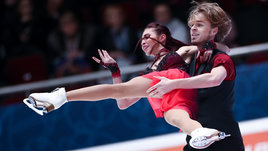 Дочь Тутберидзе завоевала серебро на дебютном чемпионате страны. Фигуристку Загорски унесли на руках после проката