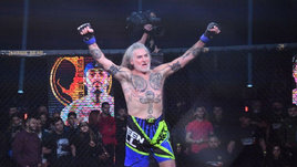 «Прикосновения Волочковой и языческие обряды». Как готовится к боям Никита Джигурда