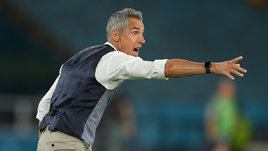 Скандал в сборной Польши: за три месяца до матча с Россией сбегает главный тренер. Для Карпина это плюс