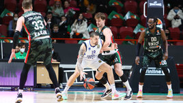 УНИКС обыграл действующего чемпиона Евролиги. Тренер «Анадолу Эфес» назвал казанцев лучшими на континенте