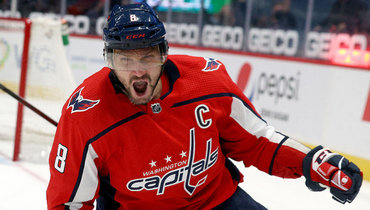 Овечкин — снова явление года в хоккее. Что бы ни происходило, к нему все равно больше внимания