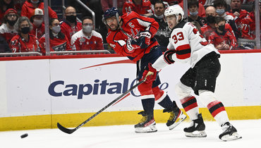 Овечкин улетел на свою скамейку. Капитан «Вашингтона» остался без голов, а его команда выдала отличный камбэк, но проиграла