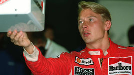 Проспал гонку, а по дороге на трассу попал за решетку. Самая дикая история в «Формуле-1»