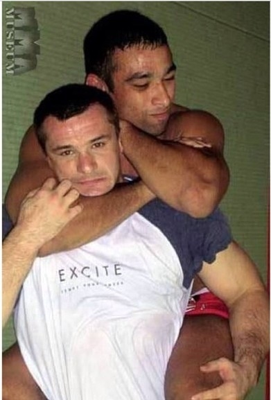 Мирко Кро Коп и Фабрицио Вердум, 2004 год. Мирко Кро Коп и Фабрицио Вердум, 2004 год.