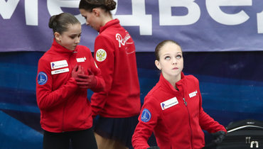 Анна Щербакова, Камила Валиева и Александра Трусова.