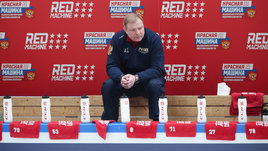 Дикий старт сборной: главный тренер слег с ковидом, команда — не в полном составе