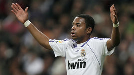 Робиньо приговорен к 9 годам тюрьмы за изнасилование в Италии. Но отбывать срок будет в Бразилии