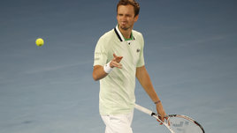 Медведев снова воюет с болельщиками. Теперь в Австралии из-за крика Роналду