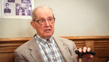 Старейшему гроссмейстеру мира исполняется 100 лет