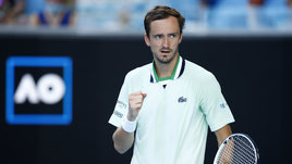 Медведеву достался удобный соперник в четвертьфинале Australian Open. Не помешает ли ему травма ягодицы?