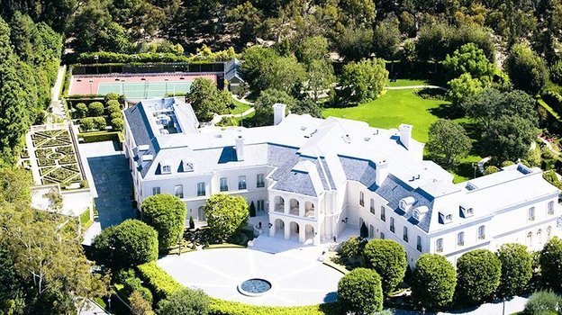 Дворец Бекхэма. Фото postroika.biz Дворец Бекхэма. Фото postroika.biz