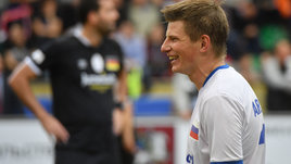 Футбол идет в школы. Как связать обычный урок физкультуры с Аршавиным и Сычевым