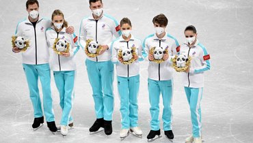 Сборная России завоевала золото в командном турнире Олимпиады.