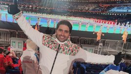 Первая допинг-проба Игр принадлежит иранскому горнолыжнику. Он был знаменосцем своей страны