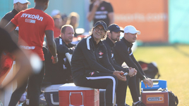 Высокий прессинг, отличная физподготовка и схема с тремя центральными. Ваноли строит новый «Спартак»