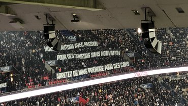 11 февраля. «ПСЖ» — «Ренн» — 1:0. Баннер фанатов «ПСЖ» против клуба.