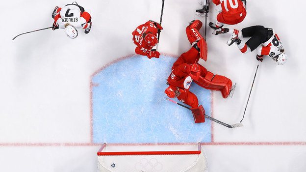 Шайба влетает в ворота сборной России. Фото Getty Images Шайба влетает в ворота сборной России. Фото Getty Images
