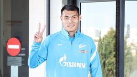 «На границе спросили: «Участвовали ли в митингах?» Новичок «Зенита» Алип — о беспорядках в Казахстане, шутках Вагнера и жизни без родителей