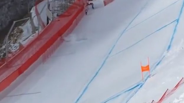 Падение Камиль Серутти. Падение Камиль Серутти.