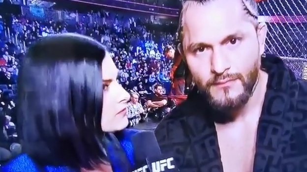 Масвидаль и журналистка UFC Меган Оливи. Масвидаль и журналистка UFC Меган Оливи.