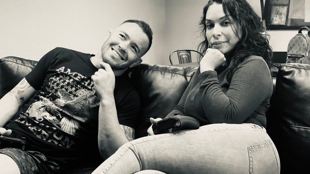 Марица Масвидаль рядом с Колби Ковингтоном. Приблизительно 2014-2015 год. Марица Масвидаль рядом с Колби Ковингтоном. Приблизительно 2014-2015 год.