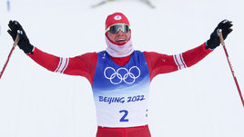 Большунов — король лыж! А Клебо сошел даже с укороченного марафона