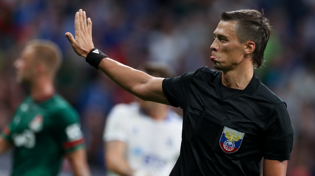 Василий Казарцев. Фото Дарья Исаева, «СЭ» / Canon EOS-1D X Mark II Василий Казарцев. Фото Дарья Исаева, «СЭ» / Canon EOS-1D X Mark II