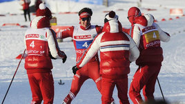 Российские лыжники снова обыграли Норвегию — на юниорском ЧМ. Но по ТВ этого никто не увидел