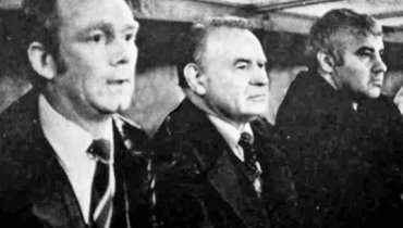 1981 год. Образовавшийся в сентябре триумвират тренеров во главе сборной СССР: Валерий Лобановский, Константин Бесков и Нодар Ахалкаци (слева направо.