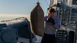 Соцреализм в XXI веке. Как «Мистер Нокаут» буквально возвращает нас в СССР