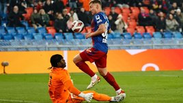 Лучший матч Чалова в Швейцарии. Дубль российского форварда спас «Базель»