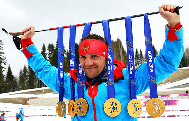 Роман Петушков собрал целую коллекцию золотых медалей на Паралимпиаде в Сочи. Фото Getty Images Роман Петушков собрал целую коллекцию золотых медалей на Паралимпиаде в Сочи. Фото Getty Images