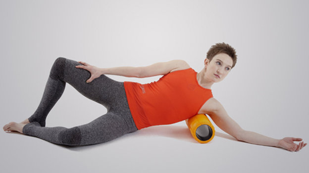Упражнения с массажными роллами. Упражнения с массажными роллами.