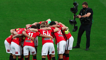 Футболисты «Спартака» перед матчем.