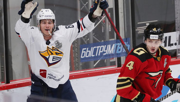 Хет-трик Николая Голдобина помог «Металлургу» обыграть «Авангард».