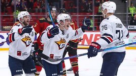 Серия, которая может стать уникальной. «Авангард» и «Магнитка» нещадно громят друг друга в гостях