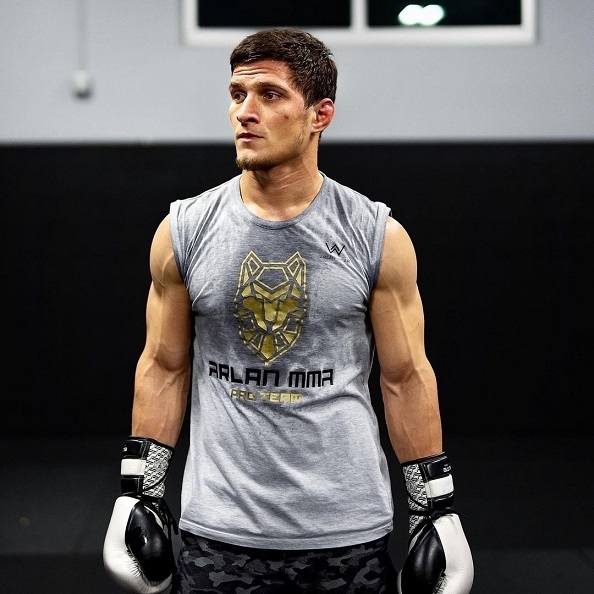 Мовсар Евлоев. Мовсар Евлоев.