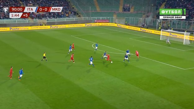 24 марта. Палермо. Италия — Македония - 0:1. Действия Жоржиньо во время пропущенного гола. 24 марта. Палермо. Италия — Македония - 0:1. Действия Жоржиньо во время пропущенного гола.