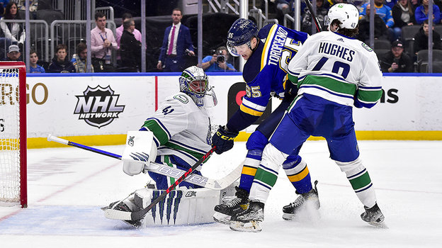 Алексей Торопченко (в синем). Фото USA Today Sports Алексей Торопченко (в синем). Фото USA Today Sports