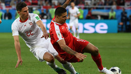 «Я бы отправил его в Гаагу. Там его бы судили, как нас». Матч Сербии и Швейцарии на ЧМ-2018 обернулся грандиозным скандалом