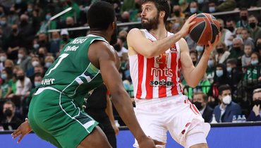 «Жальгирис» победил «Црвену Звезду» в овертайме со счетом 103:98.