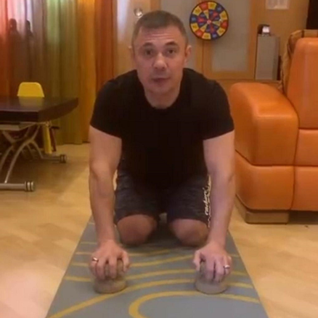 Костя Цзю. Костя Цзю.