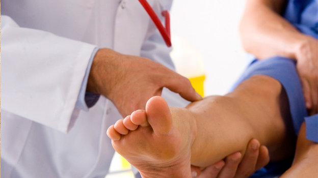 Отеки говорят о болезнях сердца. Фото ЕЛАМЕД Отеки говорят о болезнях сердца. Фото ЕЛАМЕД